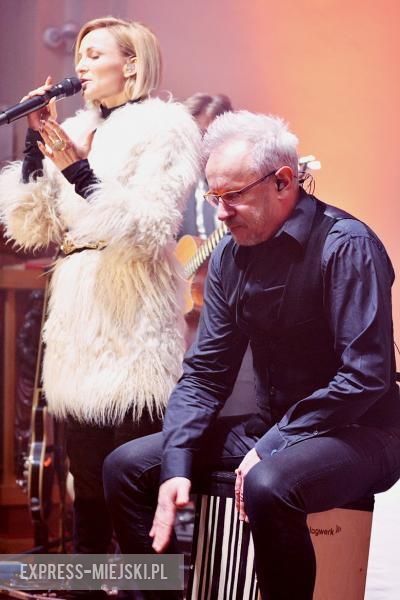 Wspólne kolędowanie z Anną Wyszkoni