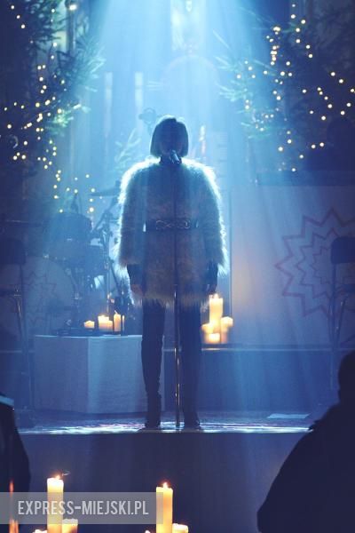 Wspólne kolędowanie z Anną Wyszkoni