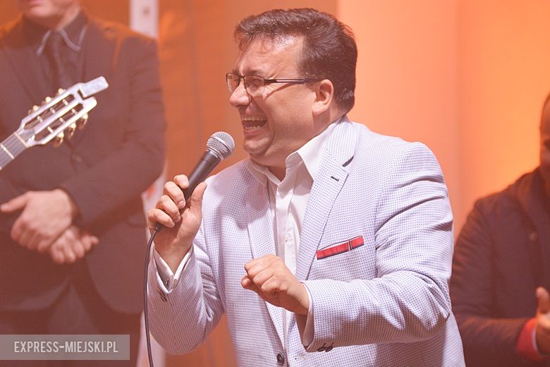 Wspólne kolędowanie z Anną Wyszkoni