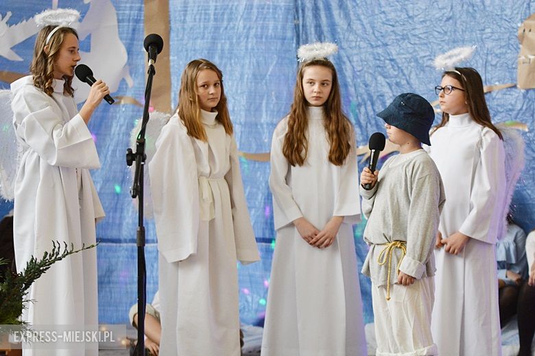 Jasełka w szkole w Rakoszycach