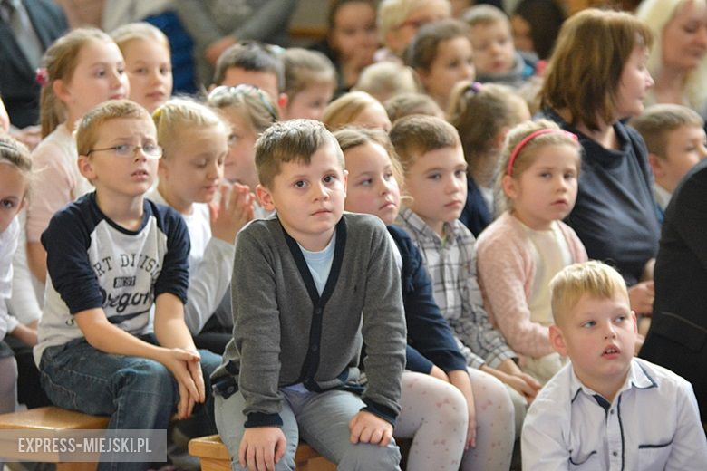 Jasełka w szkole w Rakoszycach