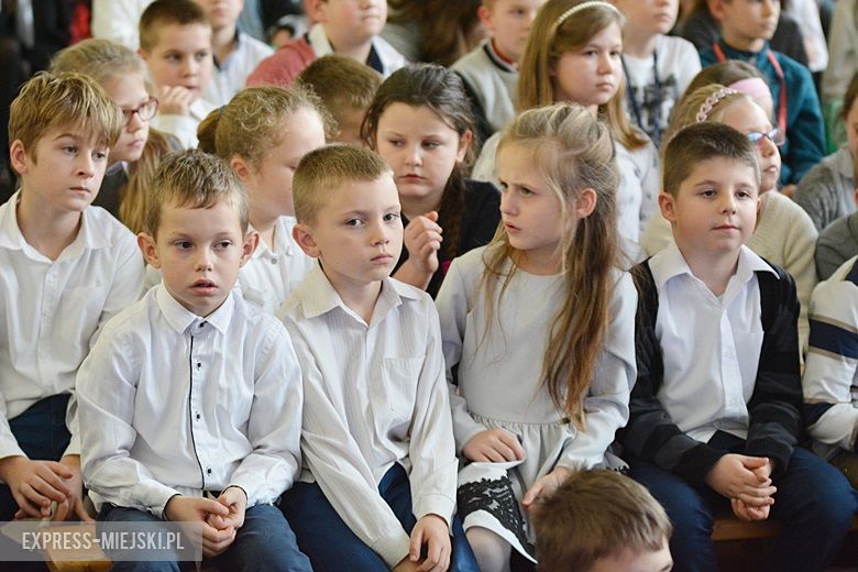 Jasełka w szkole w Rakoszycach