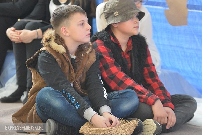 Jasełka w szkole w Rakoszycach