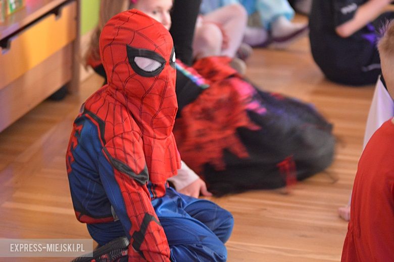 Zabawa karnawałowa w średzkim przedszkolu