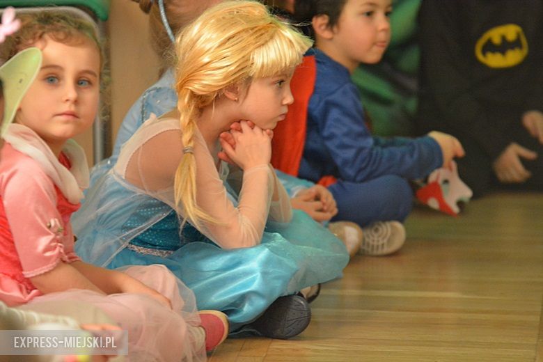 Zabawa karnawałowa w średzkim przedszkolu