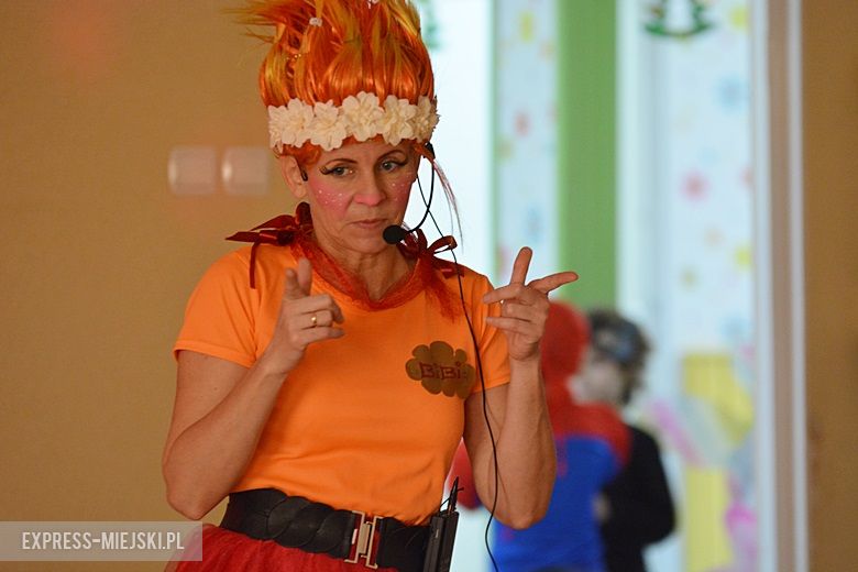 Zabawa karnawałowa w średzkim przedszkolu