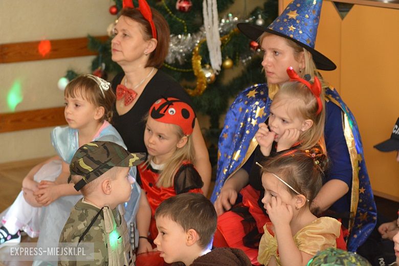 Zabawa karnawałowa w średzkim przedszkolu