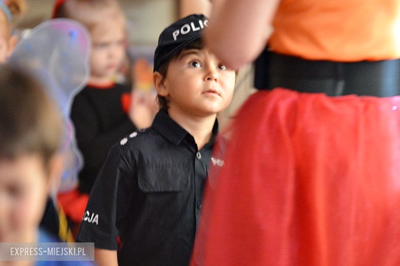 Zabawa karnawałowa w średzkim przedszkolu