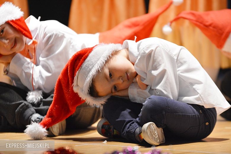 Występy przedszkolaków w średzkim domu kultury