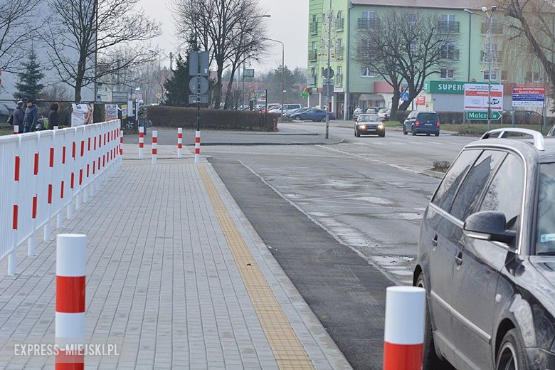 Podwójny przystanek przy dworcu autobusowym