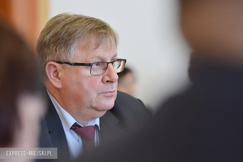 Sesja rady powiatu - 25 stycznia