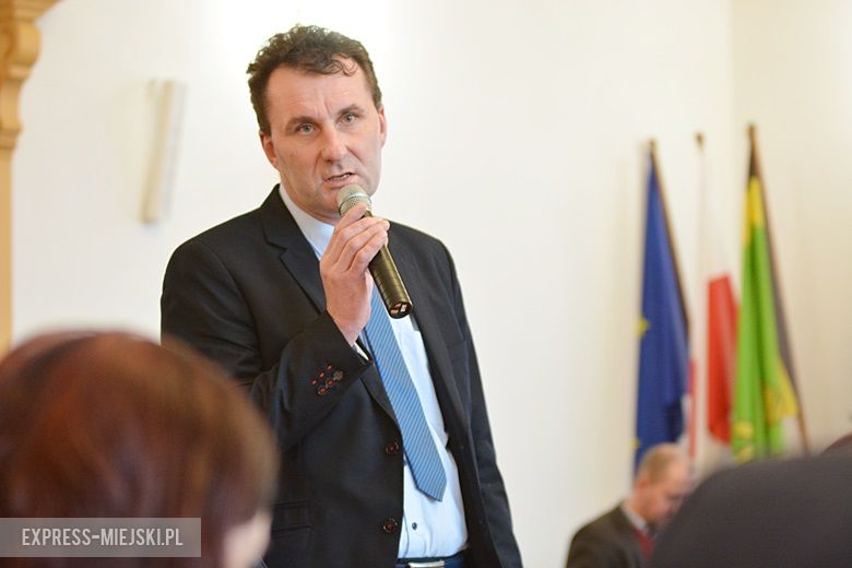 Sesja rady powiatu - 25 stycznia