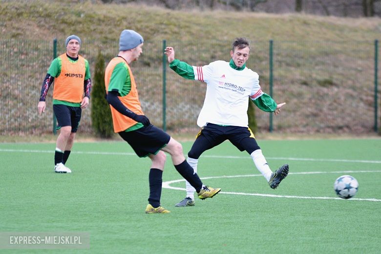 Zieloni Rakoszyce - Orzeł Bukówek 2:0