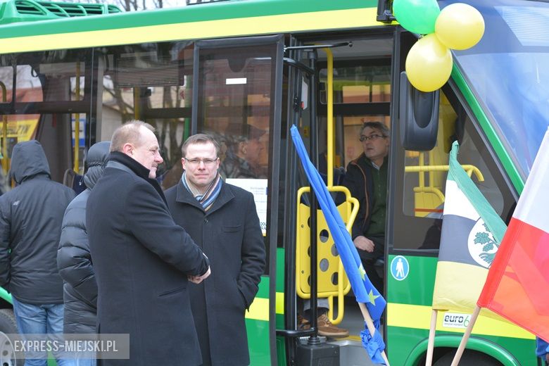Uroczystości otwarcia Średzkiej Komunikacji Publicznej w Środzie Śląskiej