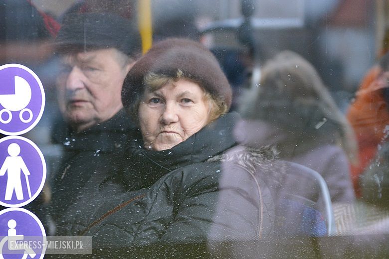 Uroczystości otwarcia Średzkiej Komunikacji Publicznej w Środzie Śląskiej