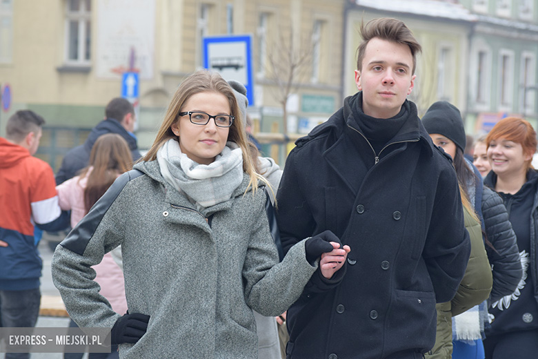 Maturzyści zatańczyli dla Rolanda