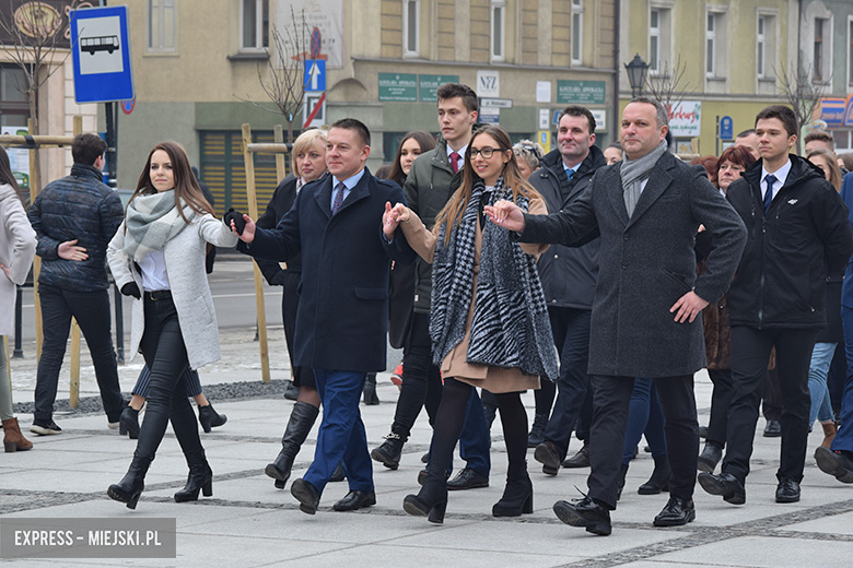 Maturzyści zatańczyli dla Rolanda