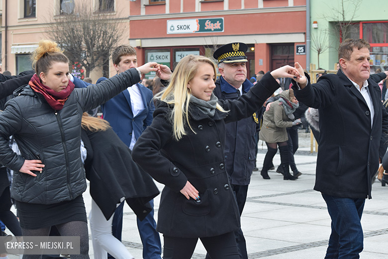 Maturzyści zatańczyli dla Rolanda