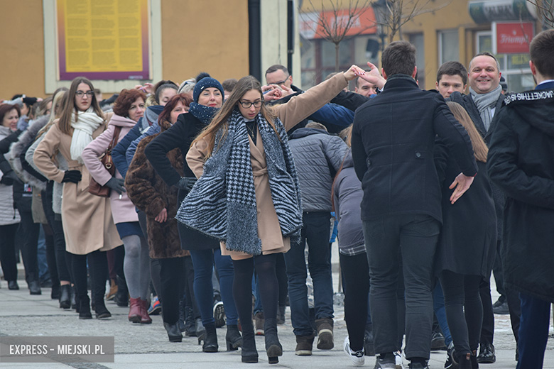 Maturzyści zatańczyli dla Rolanda