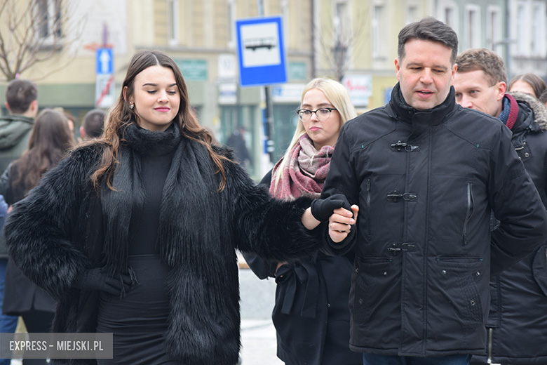 Maturzyści zatańczyli dla Rolanda