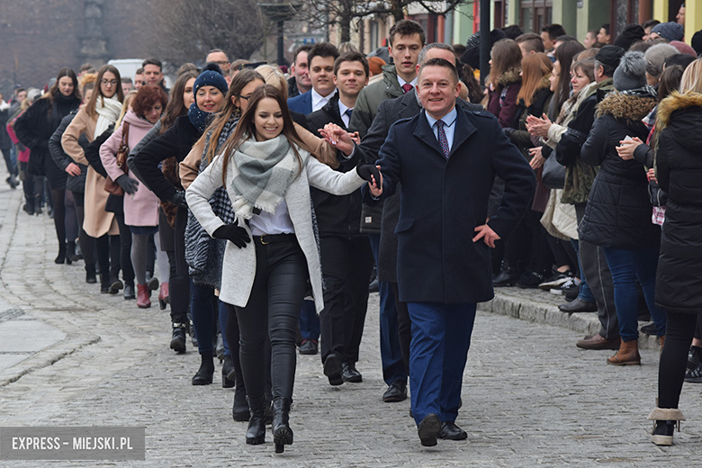 Maturzyści zatańczyli dla Rolanda
