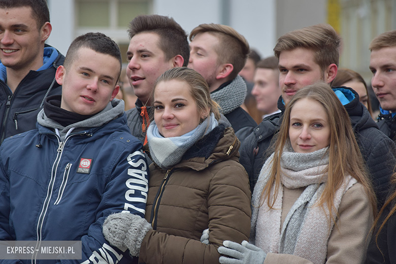 Maturzyści zatańczyli dla Rolanda
