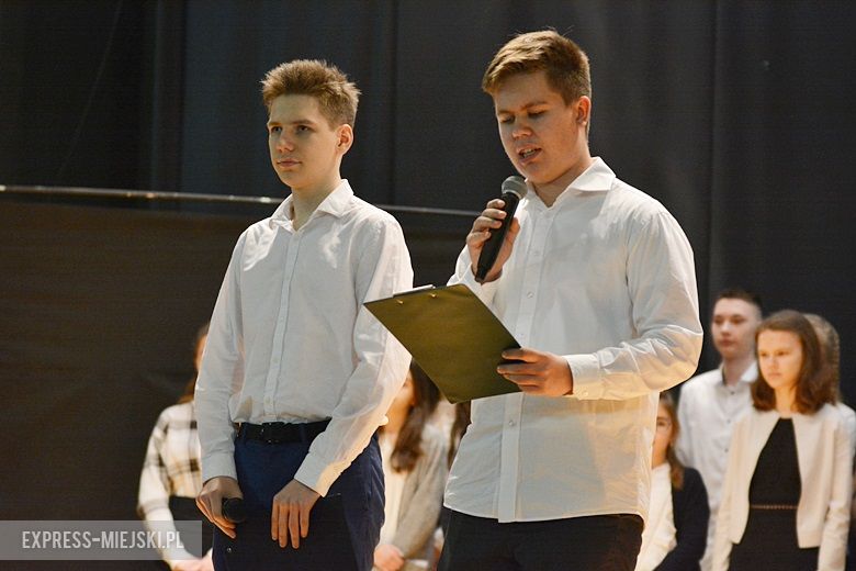 Uroczystości w Domu Kultury w Środzie Śląskiej