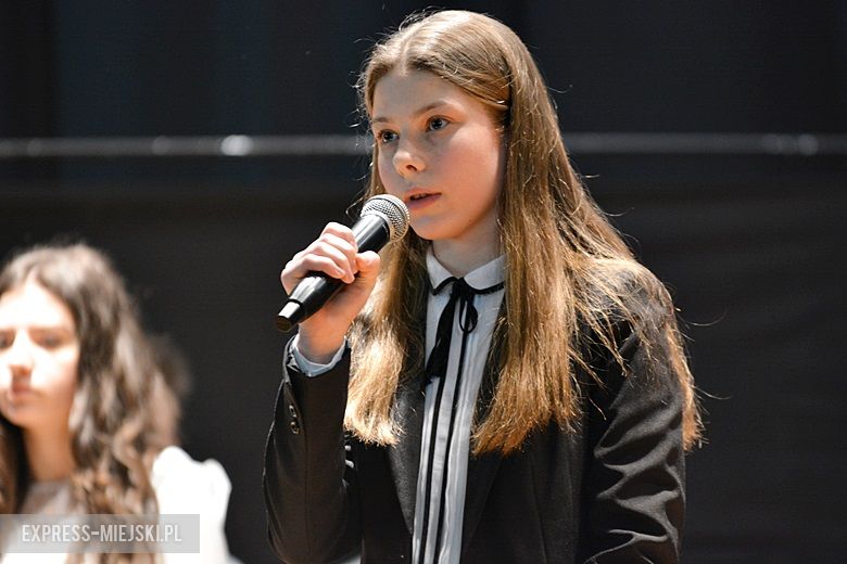 Uroczystości w Domu Kultury w Środzie Śląskiej