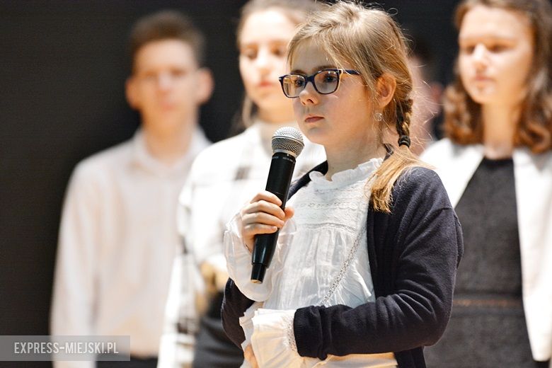 Uroczystości w Domu Kultury w Środzie Śląskiej