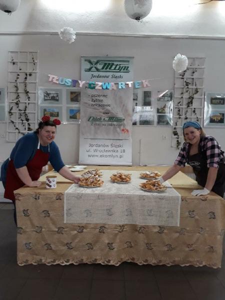 Wspólne pieczenie pączków Juszczynie