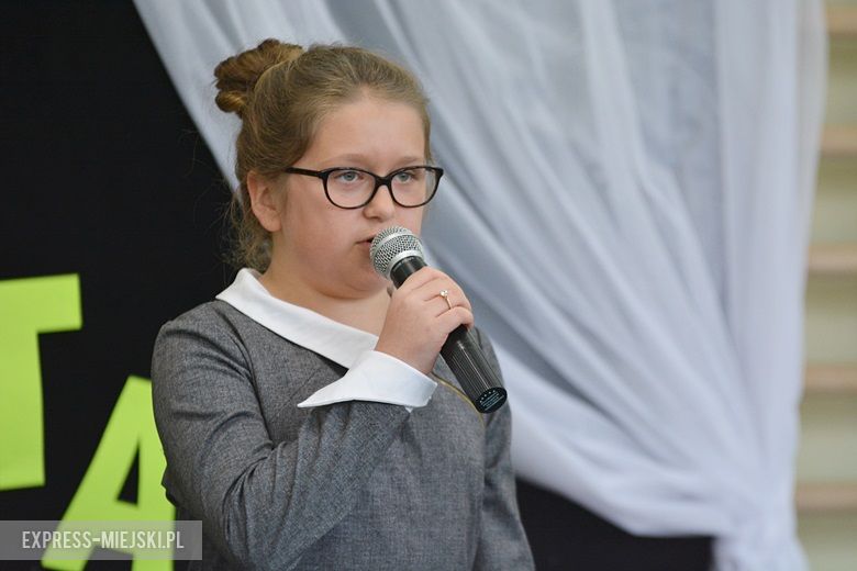 Akademia przygotowana przez uczniów z okazji dnia patrona