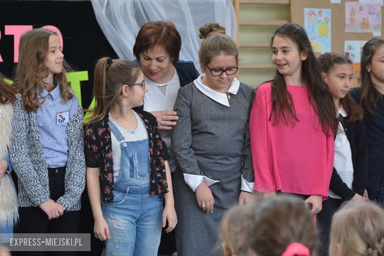 Akademia przygotowana przez uczniów z okazji dnia patrona