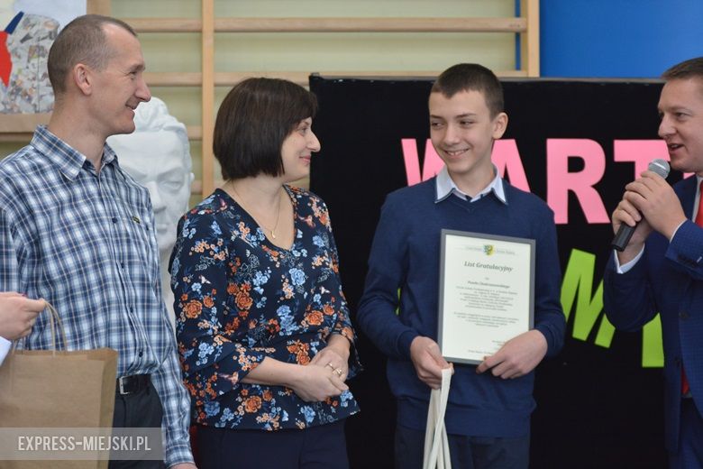 Akademia przygotowana przez uczniów z okazji dnia patrona