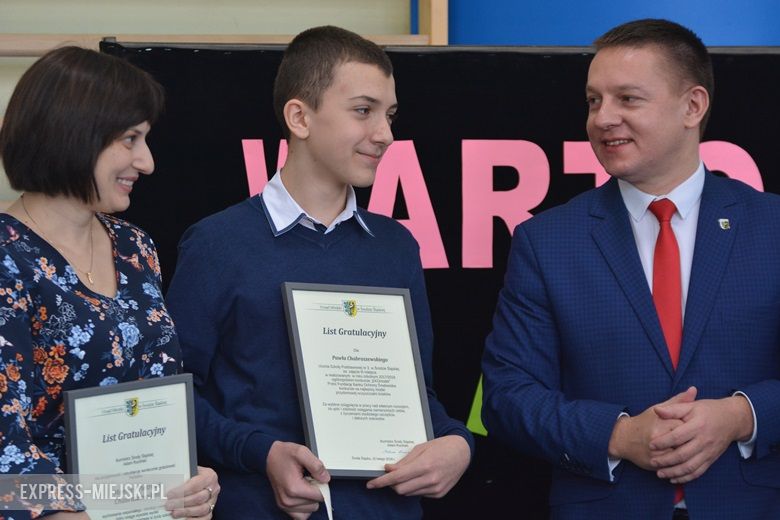 Akademia przygotowana przez uczniów z okazji dnia patrona