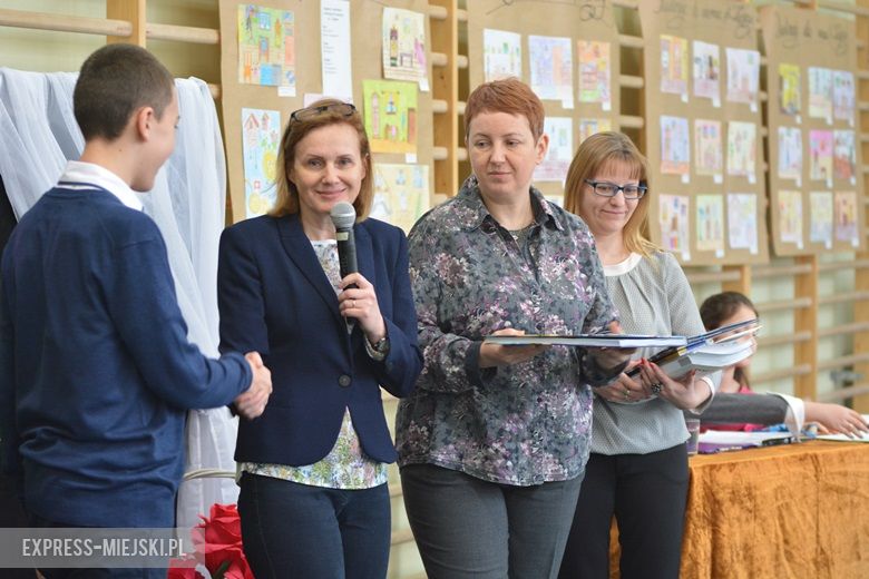 Akademia przygotowana przez uczniów z okazji dnia patrona