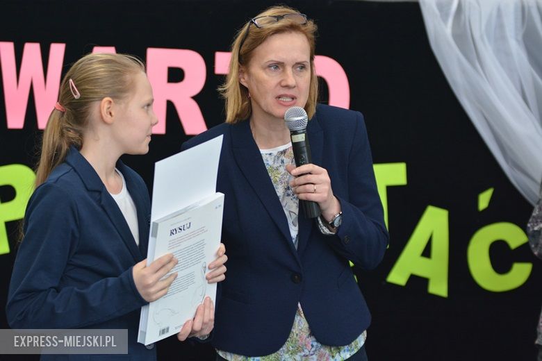 Akademia przygotowana przez uczniów z okazji dnia patrona