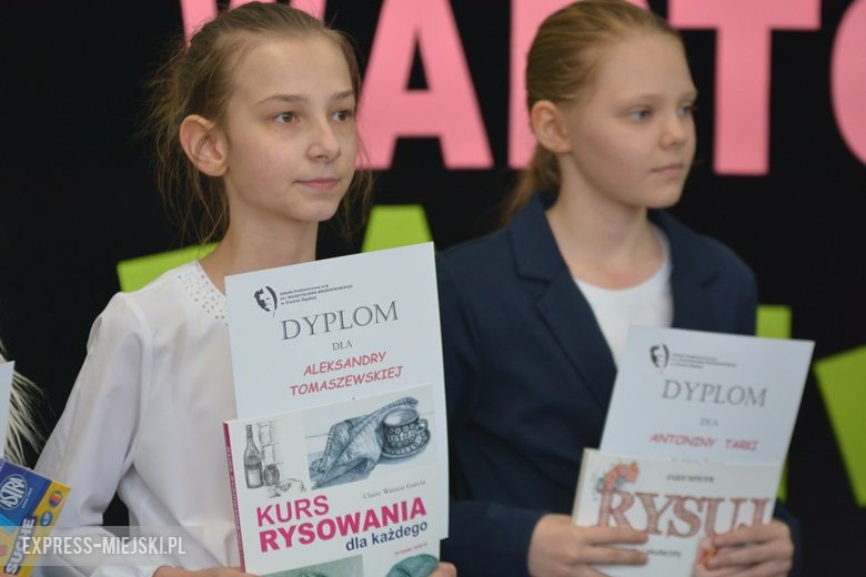 Akademia przygotowana przez uczniów z okazji dnia patrona