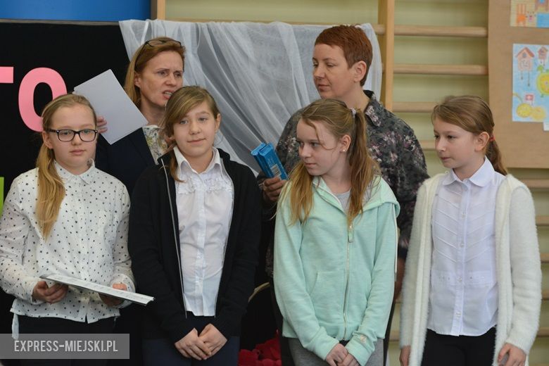 Akademia przygotowana przez uczniów z okazji dnia patrona