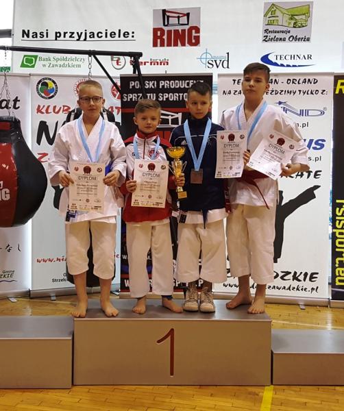Występ średzkich karateków na turnieju w Zawadzkiem