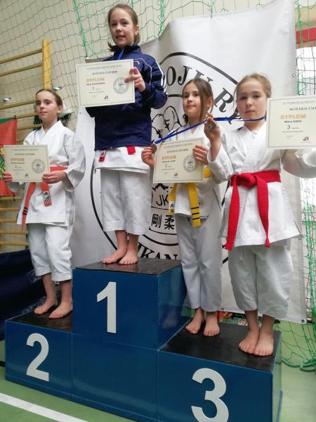 Średzcy karatecy zdobyli ponad 20 medali na weekendowym turnieju