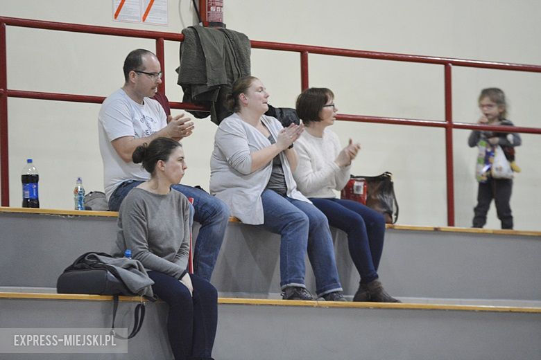 LZS Fiuka Średzianin vs ULKS Ogień Żmigród