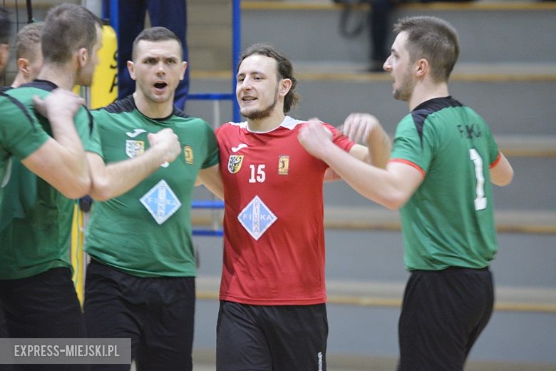 LZS Fiuka Średzianin vs ULKS Ogień Żmigród