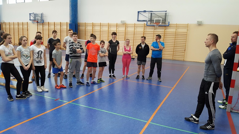 Turniej w szkole podstawowej w Malczycach