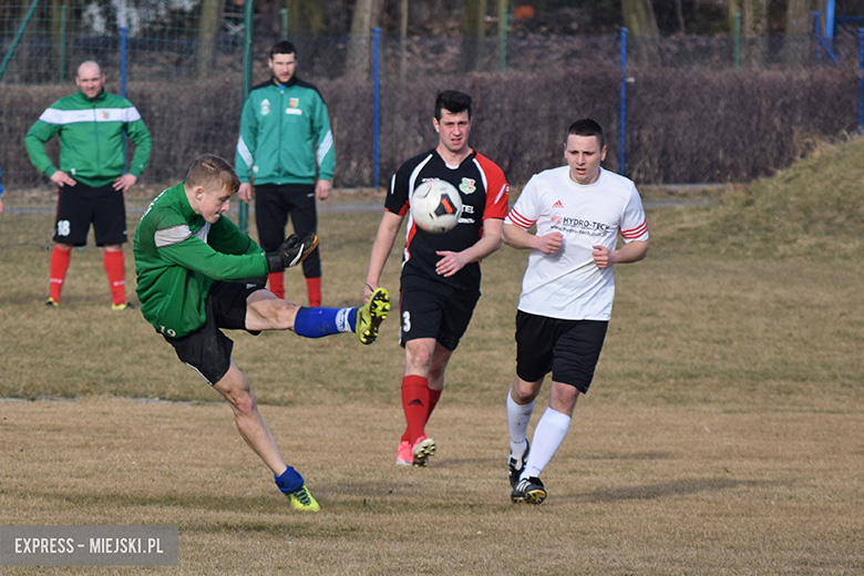 Pogoń Miękinia – Zieloni Rakoszyce 5:3