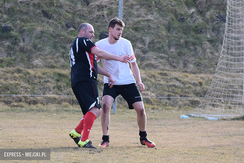 Pogoń Miękinia – Zieloni Rakoszyce 5:3