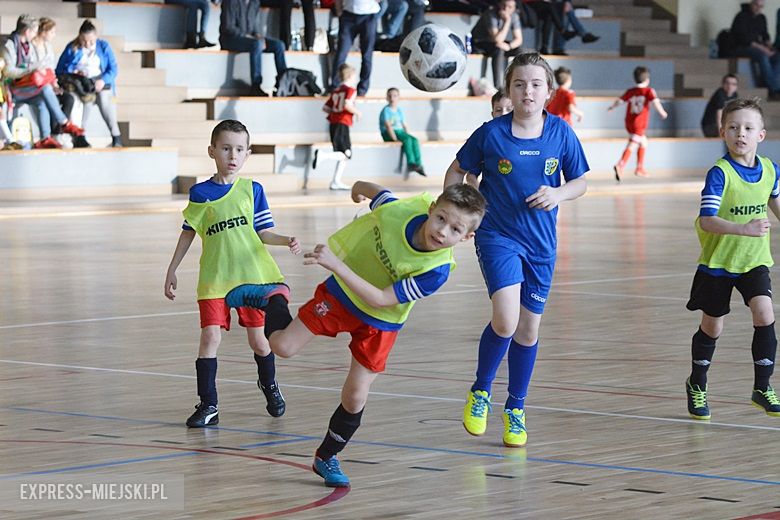 Turniej piłkarski dla młodych sportowców