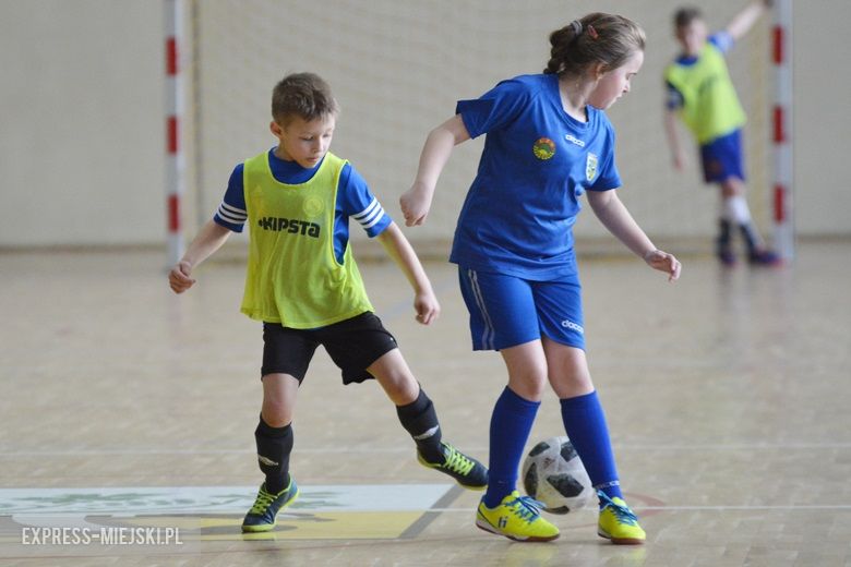 Turniej piłkarski dla młodych sportowców