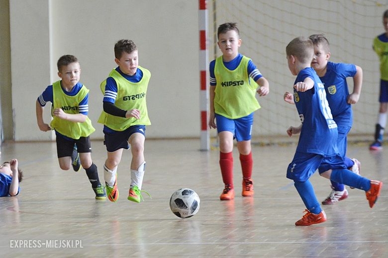 Turniej piłkarski dla młodych sportowców