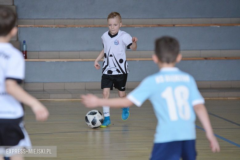 Turniej piłkarski dla młodych sportowców