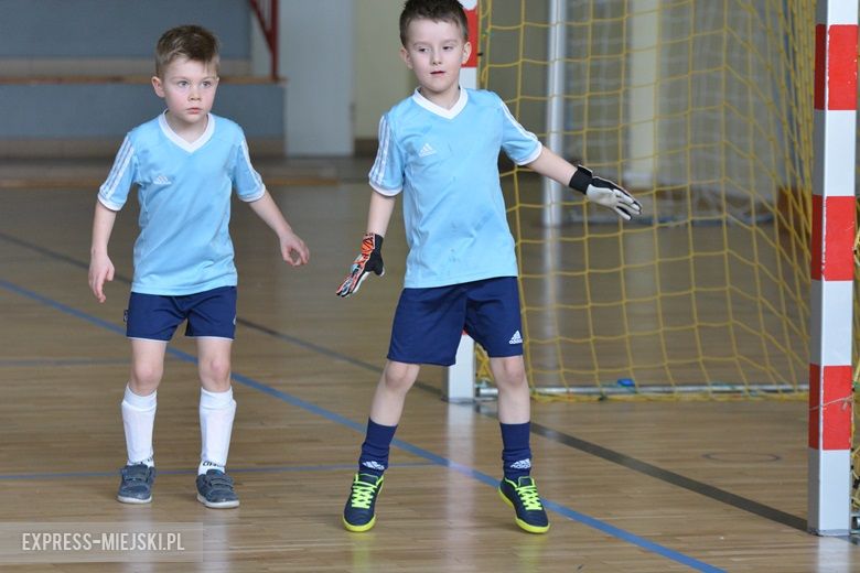 Turniej piłkarski dla młodych sportowców